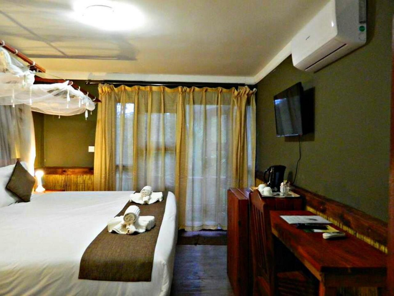 Kwalape Safari Lodge Касане Экстерьер фото